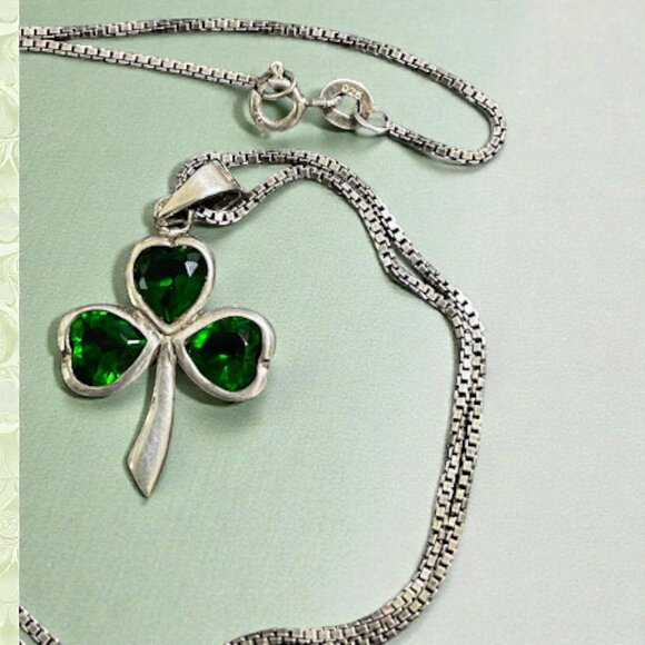 Sterling Silver Celtic Green CZ Shamrock Pendant Necklace 16" Box Chain Ireland - Picture 6 of 11
